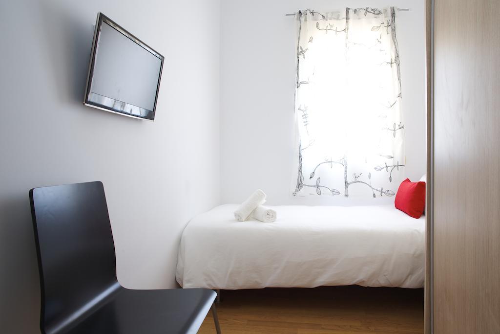 Attic Bcn Central Terrace برشلونة الغرفة الصورة